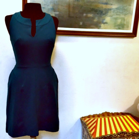 Victoria's Secret Dresses & Skirts - Victoria Secret Bodycon Emeral Green Dress Size 2